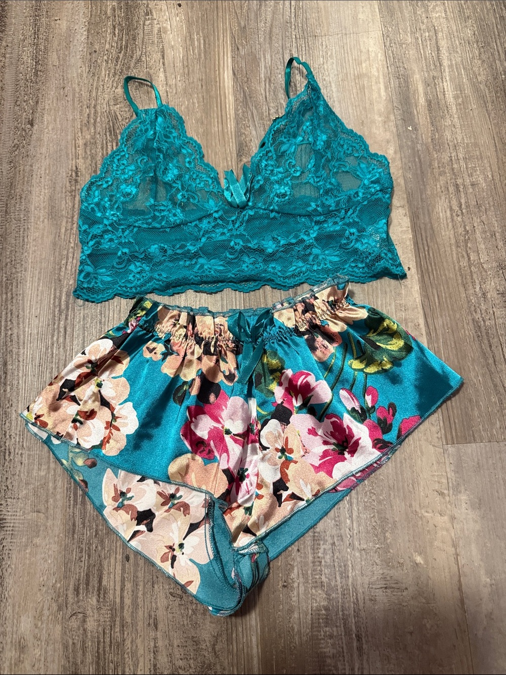 SHEIN Floral Lace Bow Front Lingerie Set-SM